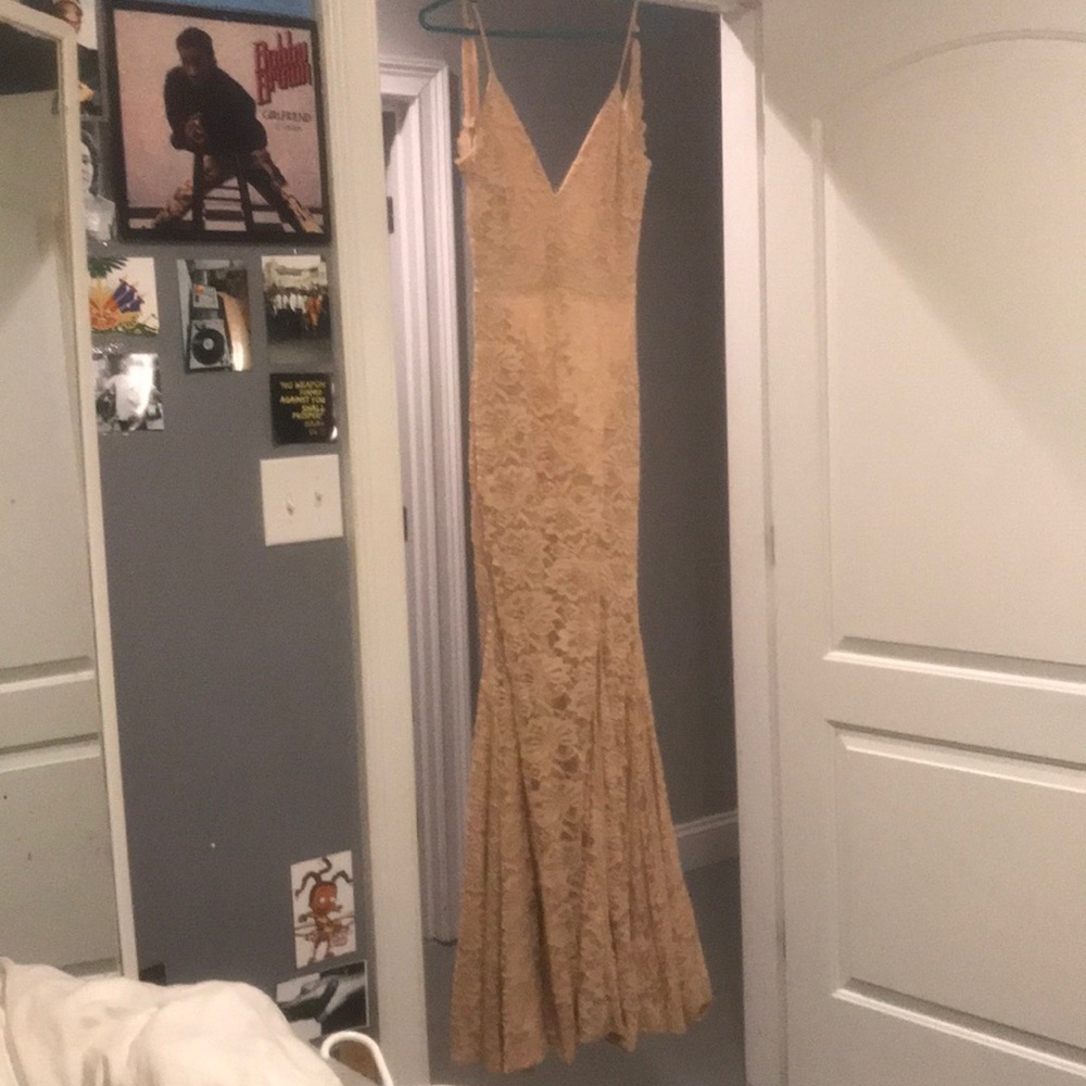 Prom dress, worn once for pictures ❗️❗️❗️